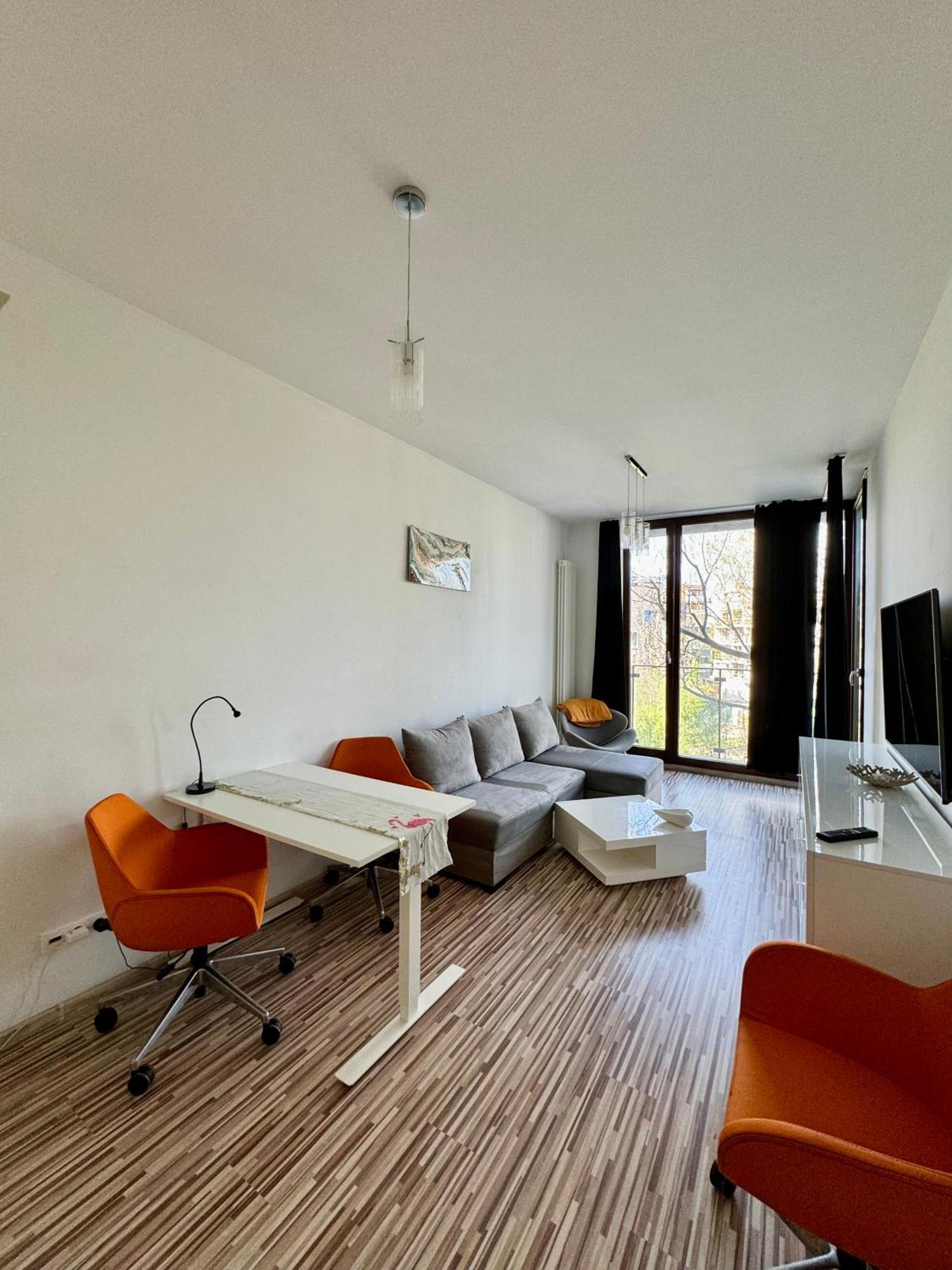 Two Rooms Apartment Triton Park Varsó Kültér fotó